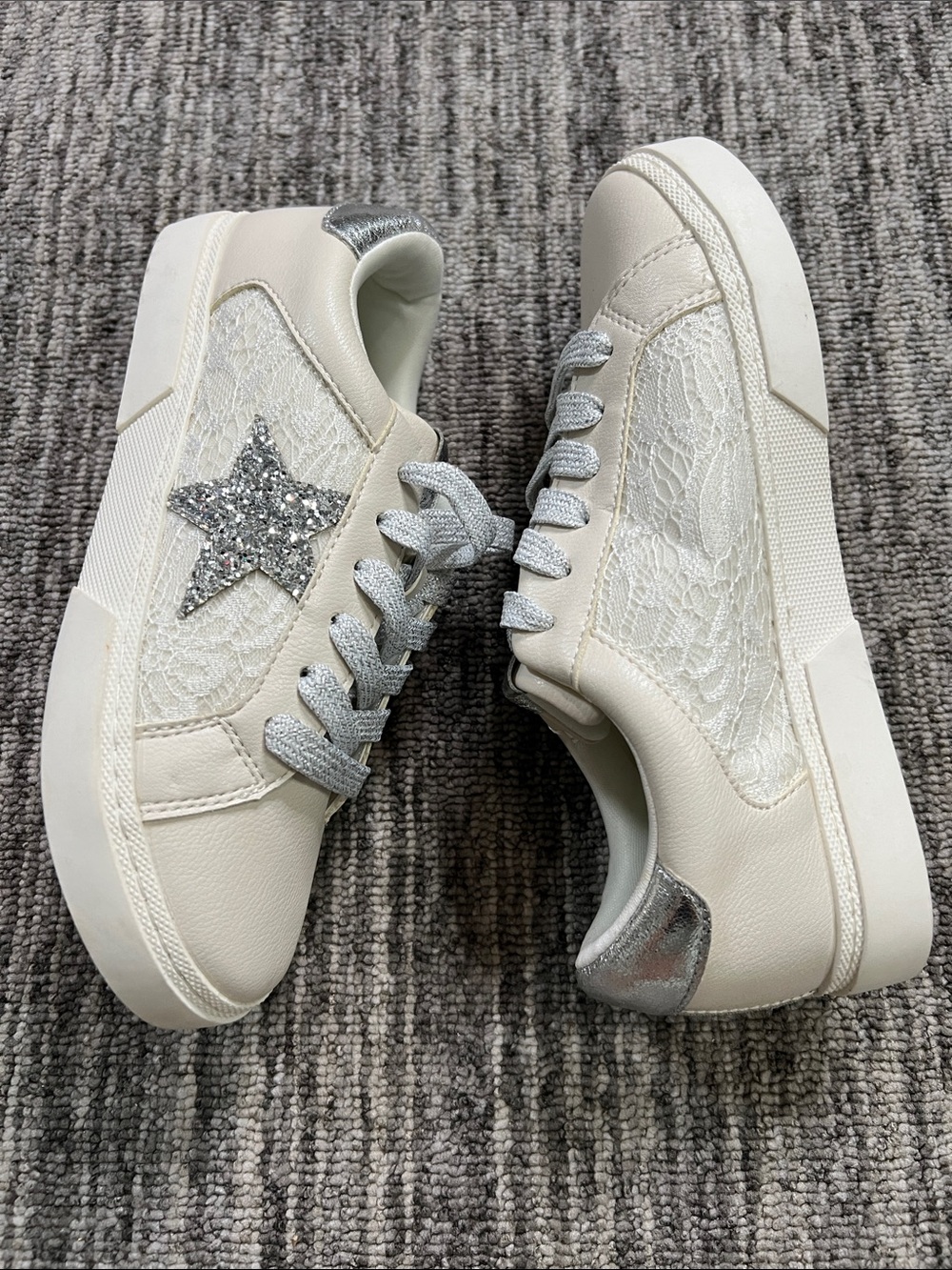 Art Class Kaitlyn Star Court Sneakers Girls Size 5 - Picture 6 of 8